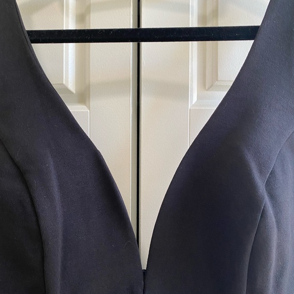 Lulus - little black bodycon dress. Deep V neck and low-back. - Picture 5 of 5